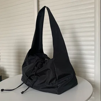 Дамска чанта, ново нейлоновое кофа, Модни однотонная мека чанта с цип, портмонета и чанти, луксозна дизайнерска черна чанта-тоут