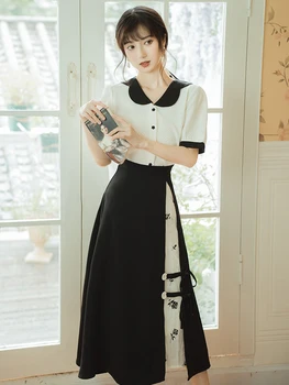 Френски ретро комплект прагове, женски черен куклен яка, лоскутная риза с красиви цветни бутони, елегантна риза + Черно-Бял костюм с пола в стил мозайка в стил ретро