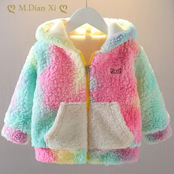 Детски дрехи за момичета, есенно-зимна удебелена кадифе яке с качулка, палта 2022 г., новите детски кадифе детски зимни плюшени палто от агнешко месо